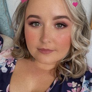 Meet your Posher, Peta